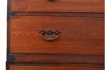 和製アンティーク　前面ケヤキ材　鶴亀金具　時代の風情が漂う二本松箪笥(重ね箪笥、衣装箪笥、整理箪笥、引き出し)(R-047855)