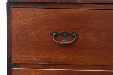 和製アンティーク　前面ケヤキ材　鶴亀金具　時代の風情が漂う二本松箪笥(重ね箪笥、衣装箪笥、整理箪笥、引き出し)(R-047855)