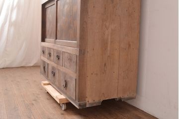 和製アンティーク　前面ケヤキ材　味のある木肌と力強い杢目が魅力的な重ね箪笥(時代箪笥、収納棚)(R-047858)