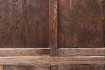 和製アンティーク　前面ケヤキ材　味のある木肌と力強い杢目が魅力的な重ね箪笥(時代箪笥、収納棚)(R-047858)