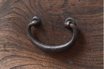 和製アンティーク　前面ケヤキ材　味のある木肌と力強い杢目が魅力的な重ね箪笥(時代箪笥、収納棚)(R-047858)