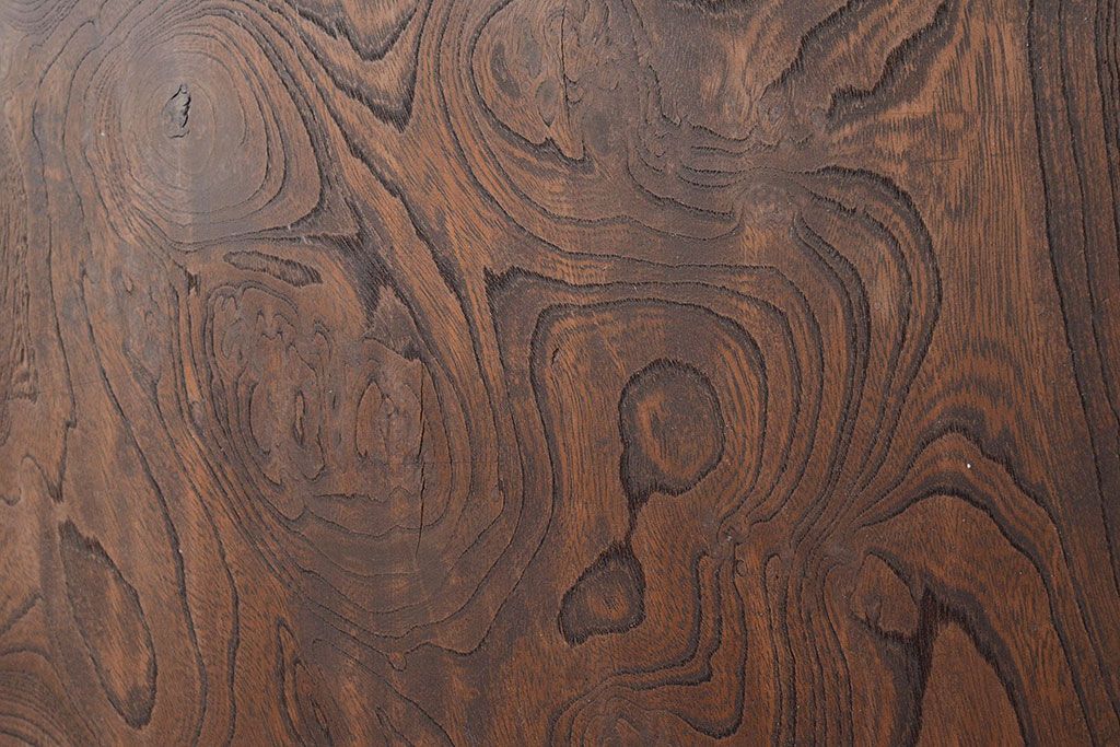 和製アンティーク　前面ケヤキ材　味のある木肌と力強い杢目が魅力的な重ね箪笥(時代箪笥、収納棚)(R-047858)