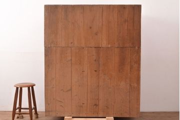 和製アンティーク　前面ケヤキ材　味のある木肌と力強い杢目が魅力的な重ね箪笥(時代箪笥、収納棚)(R-047858)