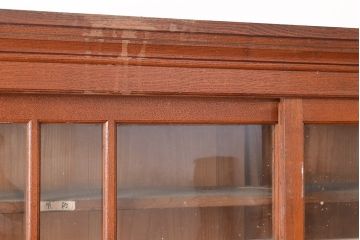 和製アンティーク　大正昭和初期　前面タモ材　ノスタルジックな雰囲気漂う上手物の戸棚(収納棚、飾り棚、キャビネット、サイドボード)(R-047864)