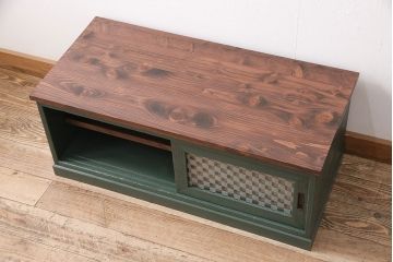 ペイント家具　昭和初期　天板ヒノキ材　当店オリジナルガラス　ダークグリーンと市松模様ガラスの組み合わせが格好いいローボード(収納棚、テレビ台、テレビボード)(R-047869)