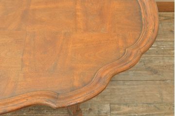 中古　DREXEL HERITAGE(ドレクセルヘリテイジ)　Cameo Classics(キャメオクラシックス)　優雅なひとときを演出するカクテルテーブル(定価約60万円)(センターテーブル)(R-047871)