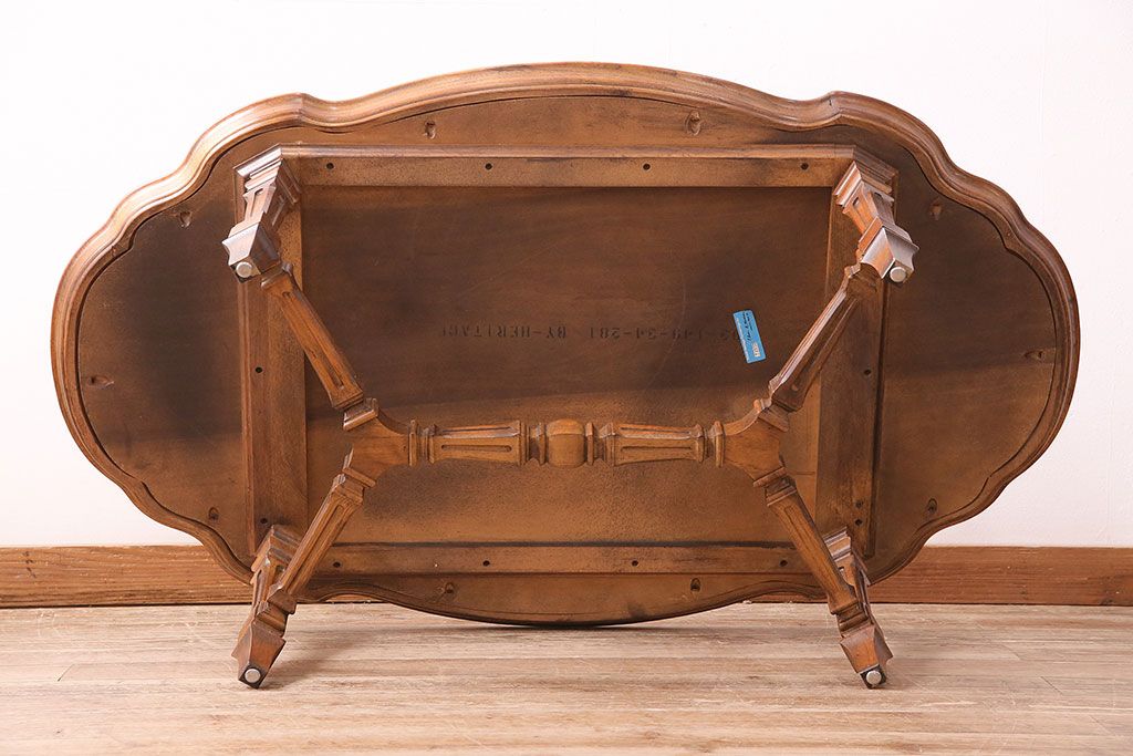 中古　DREXEL HERITAGE(ドレクセルヘリテイジ)　Cameo Classics(キャメオクラシックス)　優雅なひとときを演出するカクテルテーブル(定価約60万円)(センターテーブル)(R-047871)