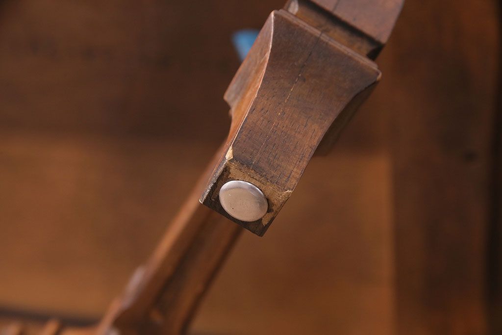 中古　DREXEL HERITAGE(ドレクセルヘリテイジ)　Cameo Classics(キャメオクラシックス)　優雅なひとときを演出するカクテルテーブル(定価約60万円)(センターテーブル)(R-047871)