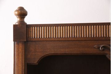 ヴィンテージ　DREXEL HERITAGE(ドレクセルヘリテイジ)　希少品!Italian Provincial(イタリアン プロヴィンシャル)シリーズのマホガニー材製キャビネット(定価約45万円)(収納棚、飾り棚、ビンテージ)(R-047874)