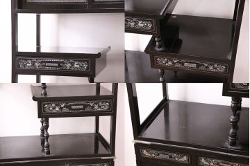 中古　高級品!螺鈿細工の華やかな意匠が存在感を放つ、韓国製飾り棚(戸棚、収納棚、キャビネット)(定価約110万円)(R-047879)
