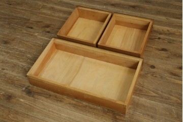 中古　松本民芸家具　シックなデザインが高級感漂うF型食器棚　上下バラ売り可能　(R-047881)