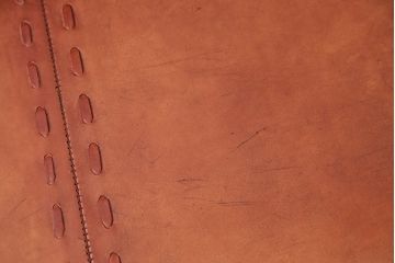 中古　海外　輸入家具　ステッチがお洒落な本革の3人掛けソファ(三人掛けソファ、トリプルソファ)(R-047883)