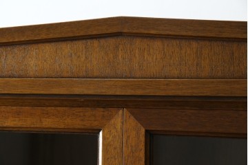 中古　DREXEL HERITAGE(ドレクセルヘリテイジ)　Triune(トライユン)　凛とした佇まいの食器棚　定価約90万円相当　(R-047891)