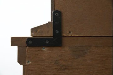 中古　DREXEL HERITAGE(ドレクセルヘリテイジ)　Triune(トライユン)　凛とした佇まいの食器棚　定価約90万円相当　(R-047891)