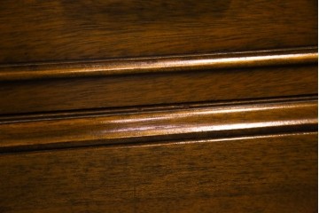 中古　DREXEL HERITAGE(ドレクセルヘリテイジ)　Triune(トライユン)　凛とした佇まいの食器棚　定価約90万円相当　(R-047891)