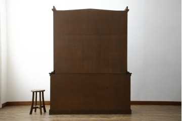 中古　DREXEL HERITAGE(ドレクセルヘリテイジ)　Triune(トライユン)　凛とした佇まいの食器棚　定価約90万円相当　(R-047891)