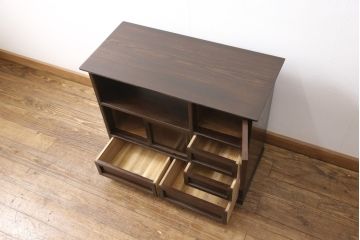 ヴィンテージ　松本民芸家具　絶版品!直線的なデザインが美しい戸棚(収納棚、サイドボード、ビンテージ)(R-047892)