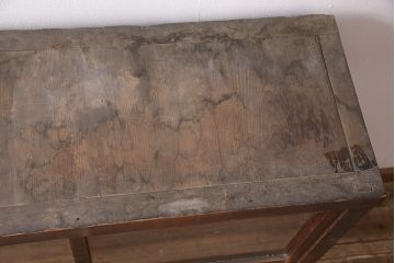 和製アンティーク　ヒノキ材製　経年による味わいが魅力の戸棚(収納棚、キャビネット、飾り棚)(R-047897)