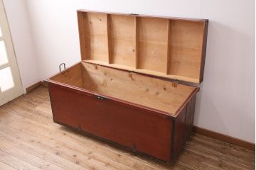 和製アンティーク　明治期　漆塗りが上品な雰囲気を高める長持(収納箱)(R-047905)