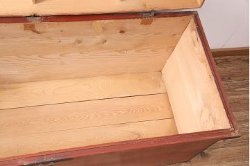 和製アンティーク　明治期　漆塗りが上品な雰囲気を高める長持(収納箱)(R-047905)