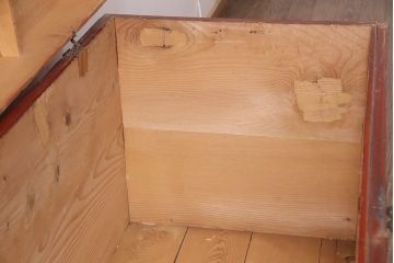 和製アンティーク　明治期　漆塗りが上品な雰囲気を高める長持(収納箱)(R-047905)