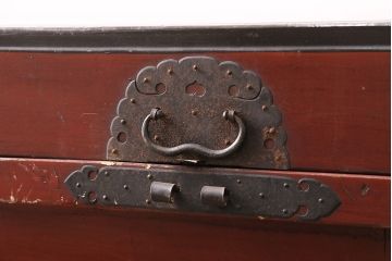 和製アンティーク　明治期　漆塗りが上品な雰囲気を高める長持(収納箱)(R-047905)