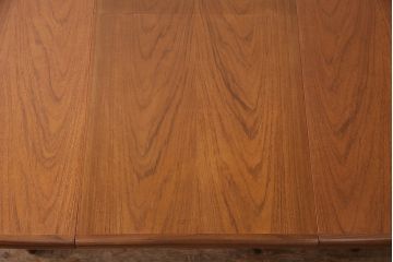 ヴィンテージ家具　人気のG-PLAN(ジープラン)!お部屋に優しい印象を与えるオーバル型のエクステンションテーブル(ダイニングテーブル、ビンテージ)(R-047909)