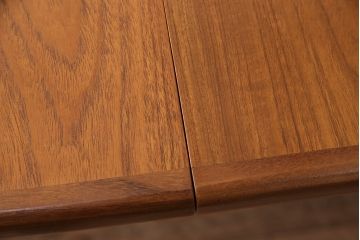 ヴィンテージ家具　人気のG-PLAN(ジープラン)!お部屋に優しい印象を与えるオーバル型のエクステンションテーブル(ダイニングテーブル、ビンテージ)(R-047909)