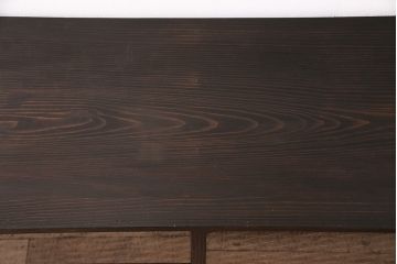 和製アンティーク　ダークな色味が大人っぽい、当店オリジナルの組子入り引き戸の箪笥ローボード(収納棚、戸棚)(R-047910)