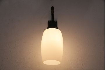 アンティーク照明　花の透かしが可愛らしいウォールランプ(壁掛け照明、壁付け照明)(R-047919)