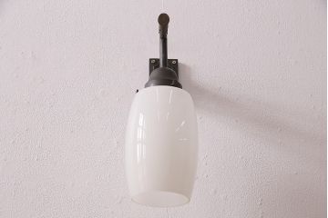 アンティーク照明　花の透かしが可愛らしいウォールランプ(壁掛け照明、壁付け照明)(R-047919)