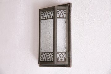 アンティーク雑貨　レトロな雰囲気たっぷりの壁掛け照明カバー(ウォールカバー)(R-047920)