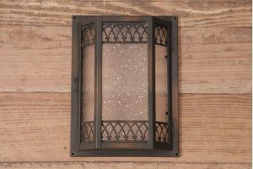 アンティーク雑貨　レトロな雰囲気たっぷりの壁掛け照明カバー(ウォールカバー)(R-047921)