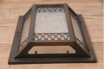 アンティーク雑貨　レトロな雰囲気たっぷりの壁掛け照明カバー(ウォールカバー)(R-047921)