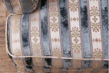 中古 優雅なひとときを演出するDREXEL HERITAGE(ドレクセルヘリテイジ)の1人掛けソファ(シングル、アームソファ、チェア)(R-047933)