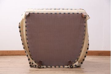 中古 優雅なひとときを演出するDREXEL HERITAGE(ドレクセルヘリテイジ)の1人掛けソファ(シングル、アームソファ、チェア)(R-047933)