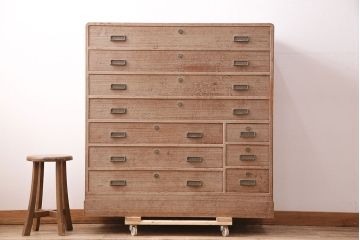 中古　大人の上品さ漂う伝統工芸品の加茂総桐箪笥(総桐たんす、加茂箪笥、衣装箪笥、引き出し)(R-047941)