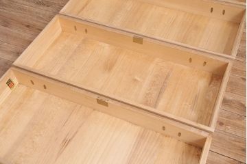 中古　大人の上品さ漂う伝統工芸品の加茂総桐箪笥(総桐たんす、加茂箪笥、衣装箪笥、引き出し)(R-047941)