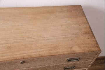 中古　大人の上品さ漂う伝統工芸品の加茂総桐箪笥(総桐たんす、加茂箪笥、衣装箪笥、引き出し)(R-047941)