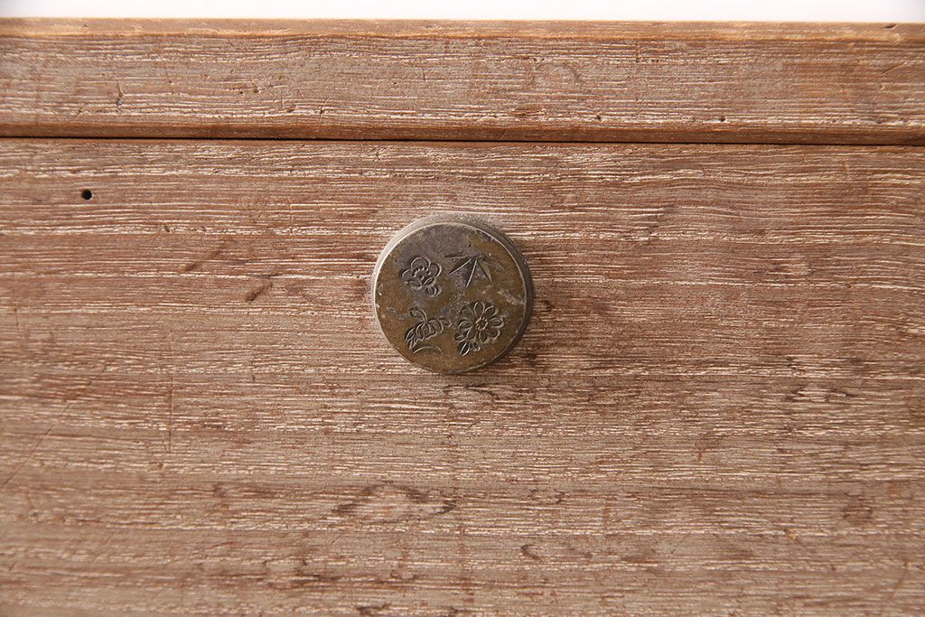 中古　大人の上品さ漂う伝統工芸品の加茂総桐箪笥(総桐たんす、加茂箪笥、衣装箪笥、引き出し)(R-047941)