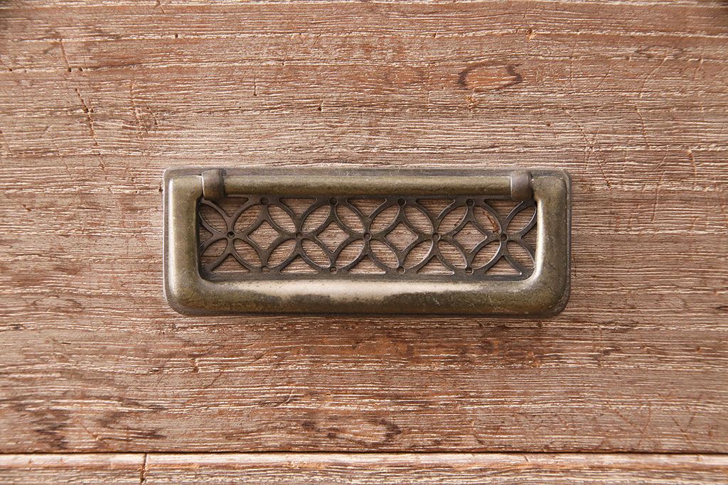 中古　大人の上品さ漂う伝統工芸品の加茂総桐箪笥(総桐たんす、加茂箪笥、衣装箪笥、引き出し)(R-047941)