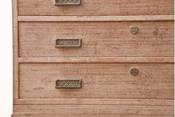 中古　大人の上品さ漂う伝統工芸品の加茂総桐箪笥(総桐たんす、加茂箪笥、衣装箪笥、引き出し)(R-047941)