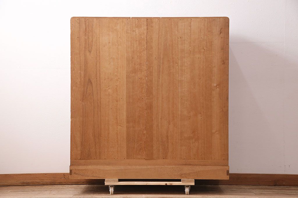 中古　大人の上品さ漂う伝統工芸品の加茂総桐箪笥(総桐たんす、加茂箪笥、衣装箪笥、引き出し)(R-047941)