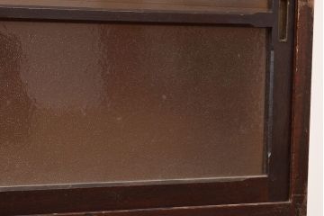 和製アンティーク　前面ナラ材　たっぷり収納できるのが嬉しい!銀モールガラス入り二段重ね戸棚(食器棚、収納棚、キャビネット、ガラス戸棚)(R-047953)
