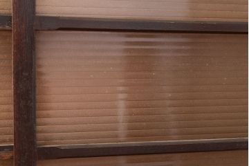 和製アンティーク　ナラ材製　たっぷり収納できるのが嬉しい銀モールガラス入り戸棚(食器棚、収納棚、キャビネット、ガラス戸棚)(R-047954)