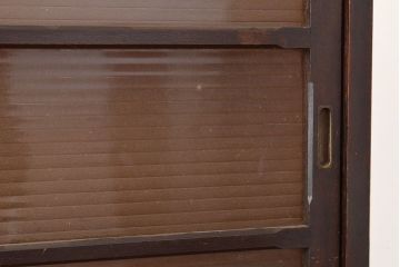 和製アンティーク　ナラ材製　たっぷり収納できるのが嬉しい銀モールガラス入り戸棚(食器棚、収納棚、キャビネット、ガラス戸棚)(R-047954)