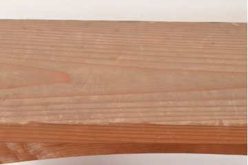 和製アンティーク　ディスプレイにおすすめ!素朴な木味が懐かしい雰囲気を醸し出す飾り棚(花台)(R-047956)