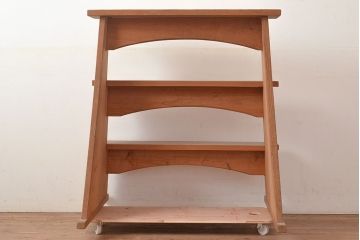 和製アンティーク　ディスプレイにおすすめ!素朴な木味が懐かしい雰囲気を醸し出す飾り棚(花台)(R-047956)