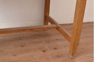 昭和レトロ　味わい深い佇まいが懐かしい空間づくりを叶える、ナラ材製の机(学習机、在宅ワーク、在宅用平机、在宅ワーク、在宅用ワークデスク)(R-047959)