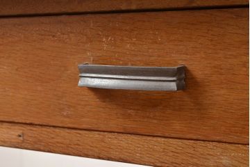 昭和レトロ　味わい深い佇まいが懐かしい空間づくりを叶える、ナラ材製の机(学習机、在宅ワーク、在宅用平机、在宅ワーク、在宅用ワークデスク)(R-047959)